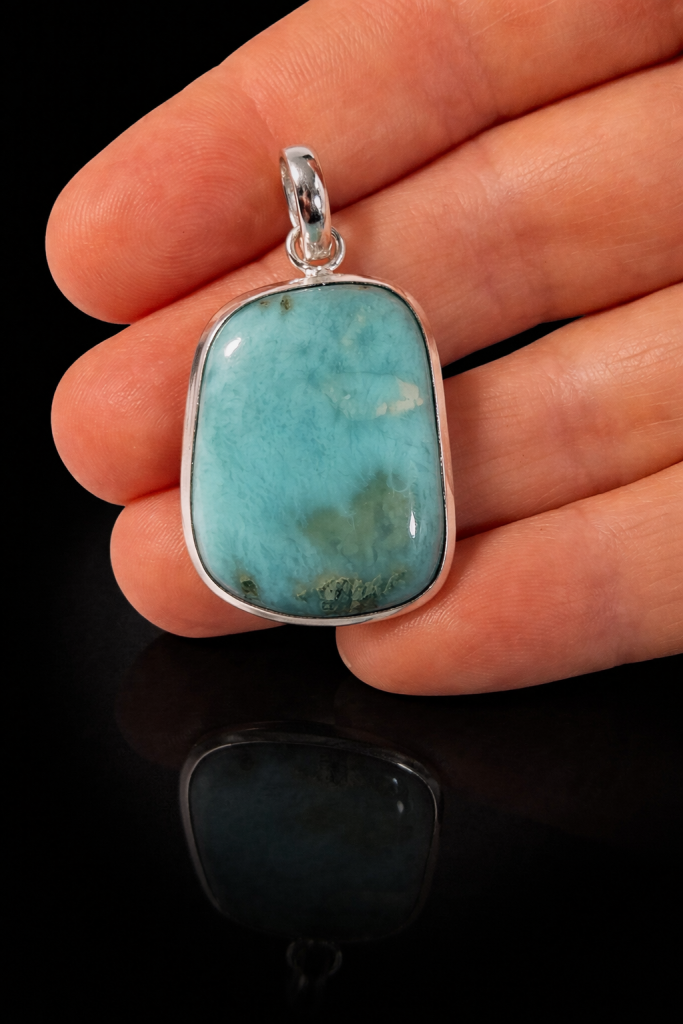 Larimar prívesok